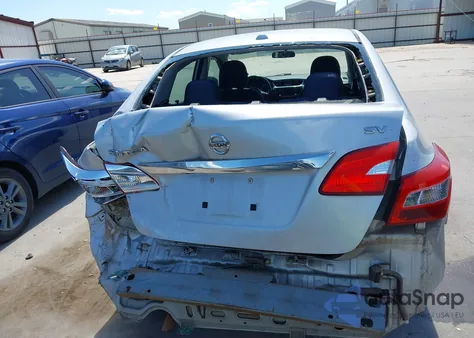 2016 Nissan Sentra Sv z USA, uszkodzony, nr VIN 3N1AB7AP8GL680037